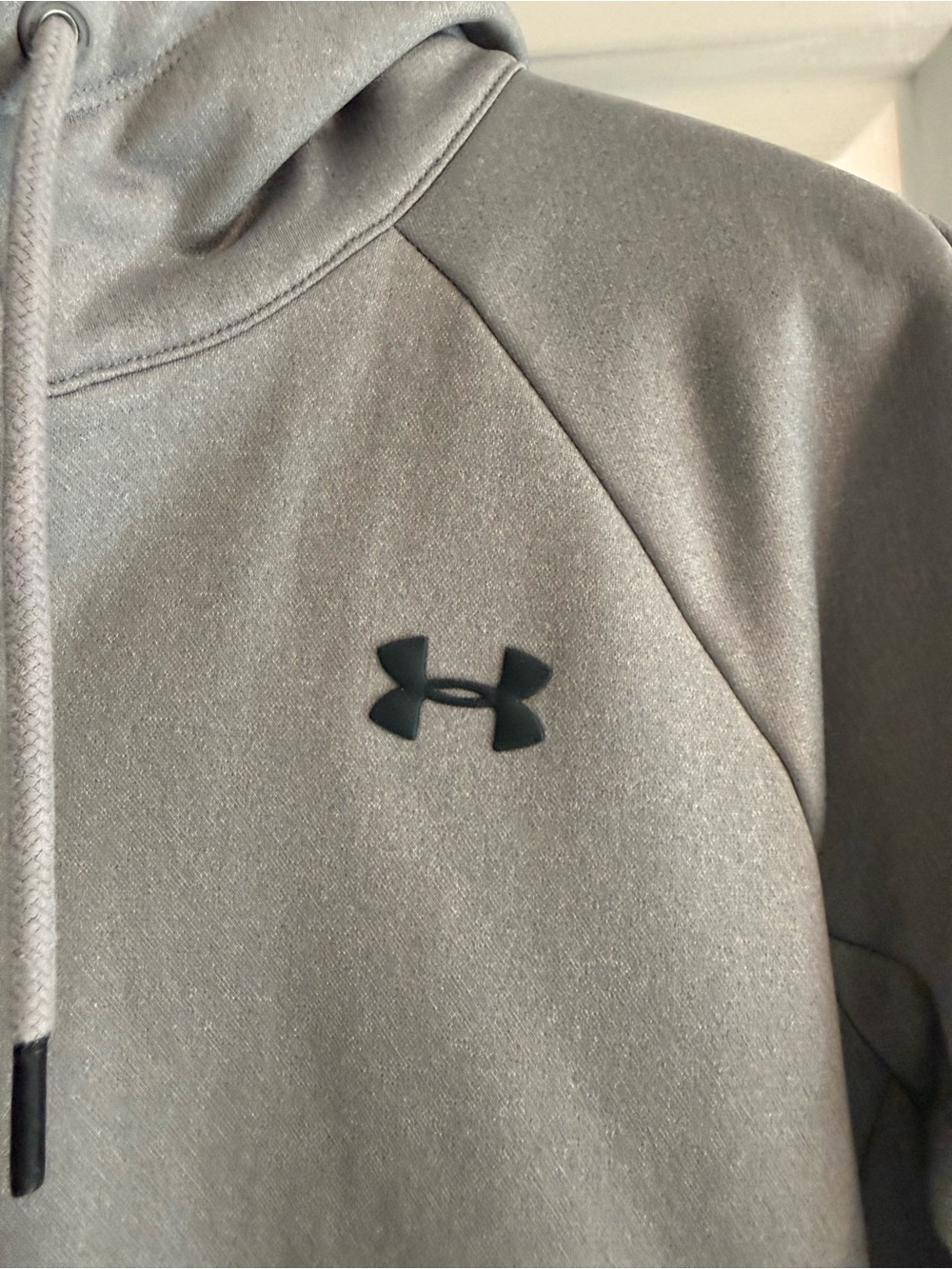 Women’s UA Zip Up Light Weight Cold Gear Grey Jacket Size M - Picture 2 of 7